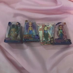 Bratz Mini figure bundle (4)